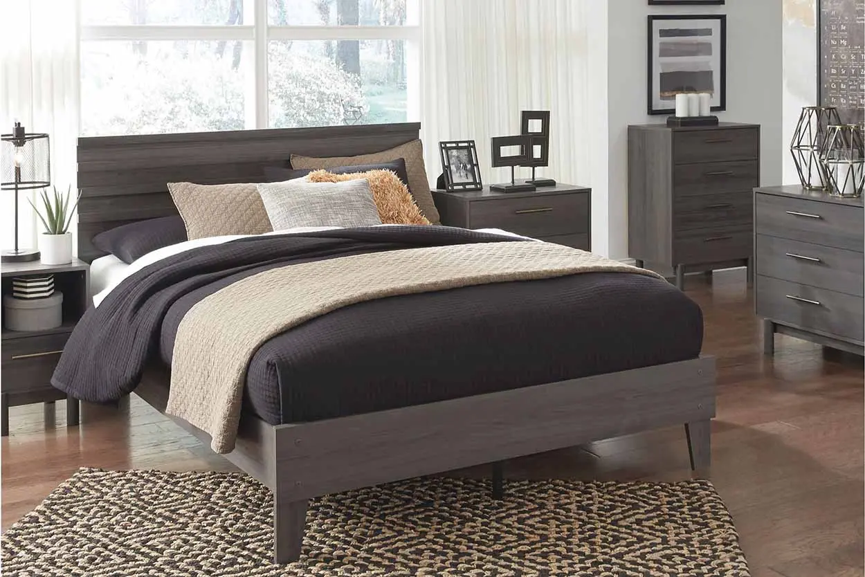 BRYMONT BEDROOM SET (BED + 2 NIGHTSTANDS) photo